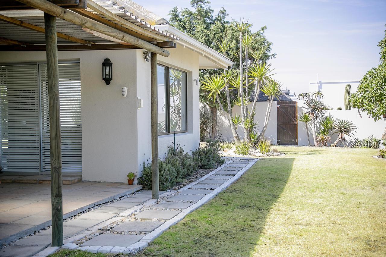Amazing Beach House In Melkbos! Van Riebeeckstrand Exterior photo